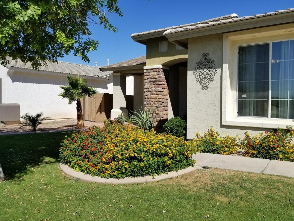 Phoenix Home Near Freeways And Airport Екстериор снимка